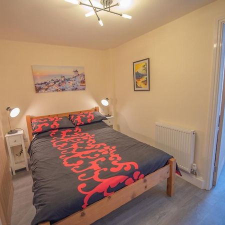 Modern Apartment In Town Centre Skipton Extérieur photo